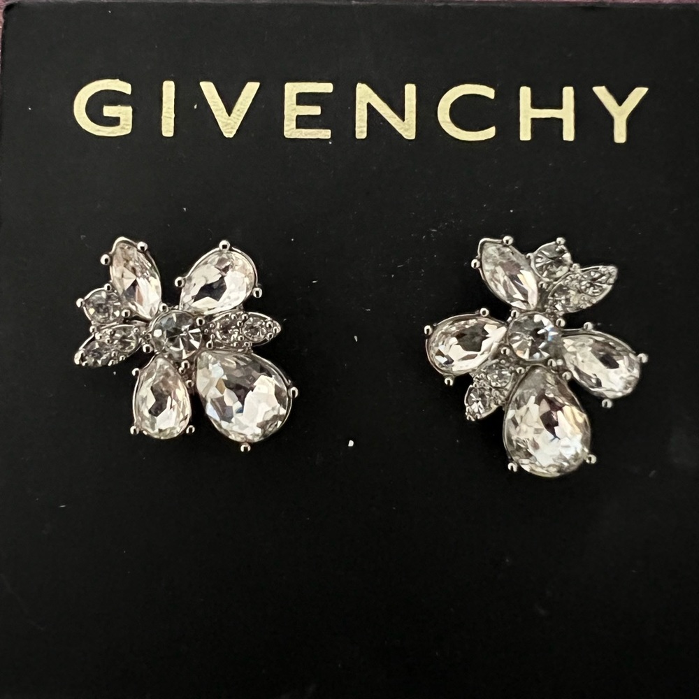 NEW GIVENCHY CRYSTAL STUDS OHHHH LA LA